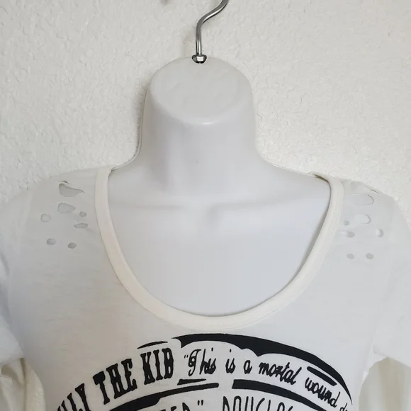 Skull Shirt Streetwear Grunge Punk Rock Artsy Quotes Unique Cream Women (XS-S) - Picture 6 of 16